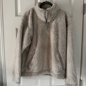 North Face Women’s Sherpa Pullover